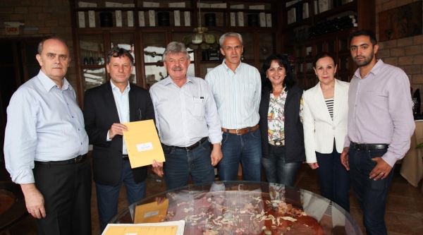 assinatura_de_renovacao_e_convenio_com_sao_joaquim_20160630_2087451938 Assinatura de Renovação e Convênio com São Joaquim