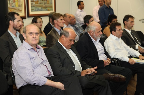 assinatura_governo_do_estado_e_aresc_produtor_de_agua_20160701_1380408403 Assinatura de Renovação e Convênio com São Joaquim