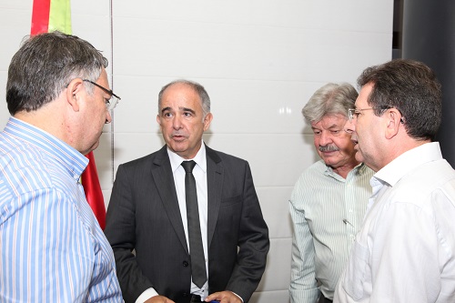 assinatura_governo_do_estado_e_aresc_produtor_de_agua_20160701_1488074931 Assinatura de Renovação e Convênio com São Joaquim